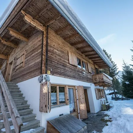 Hochfuegenblick-ski- Und Wanderhuette Lägenhet Hochfugen