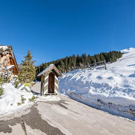 Apartament Hochfuegenblick-ski- Und Wanderhuette *